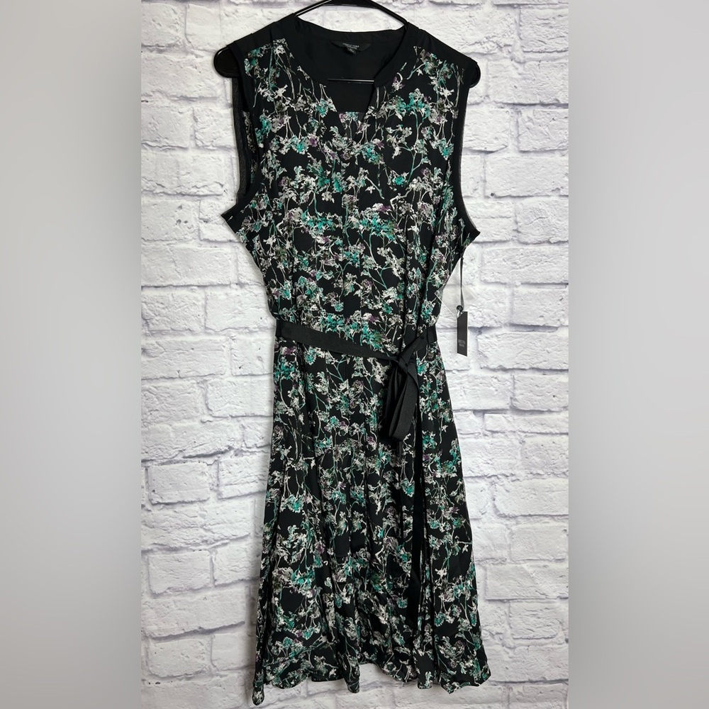 Simply Vera by Vera Wang Sleeveless Floral Dress with Belt